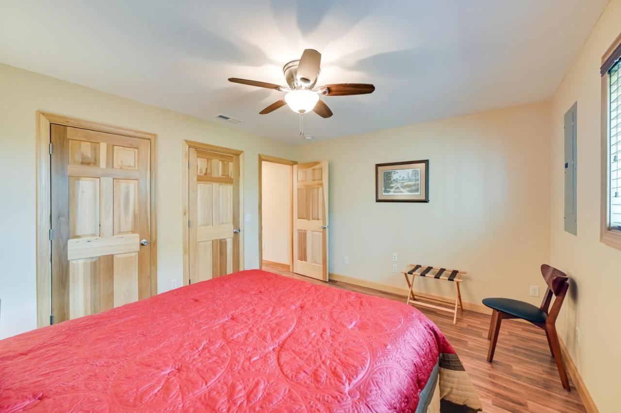 Kentucky Lake Getaway With Lookout Deck, Water View! New Concord Eksteriør bilde