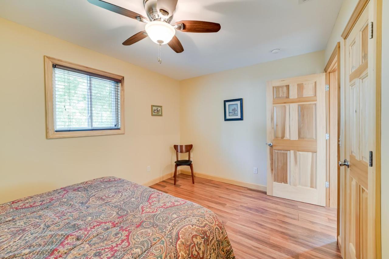Kentucky Lake Getaway With Lookout Deck, Water View! New Concord Eksteriør bilde