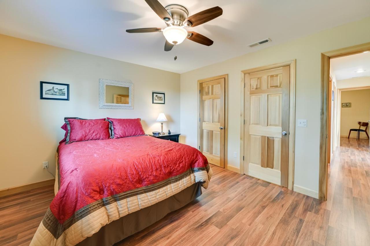 Kentucky Lake Getaway With Lookout Deck, Water View! New Concord Eksteriør bilde